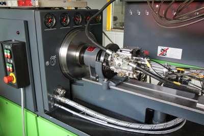 Profesjonalna regeneracja pomp Diesel
